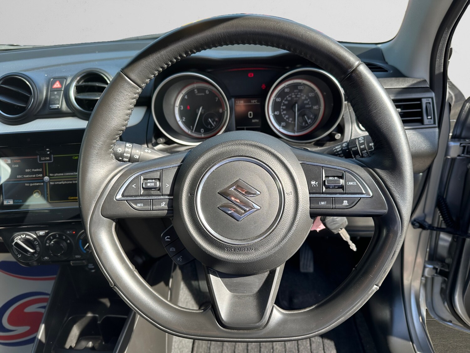 Used Suzuki Swift 2022 for sale - 76533786: Photo 9