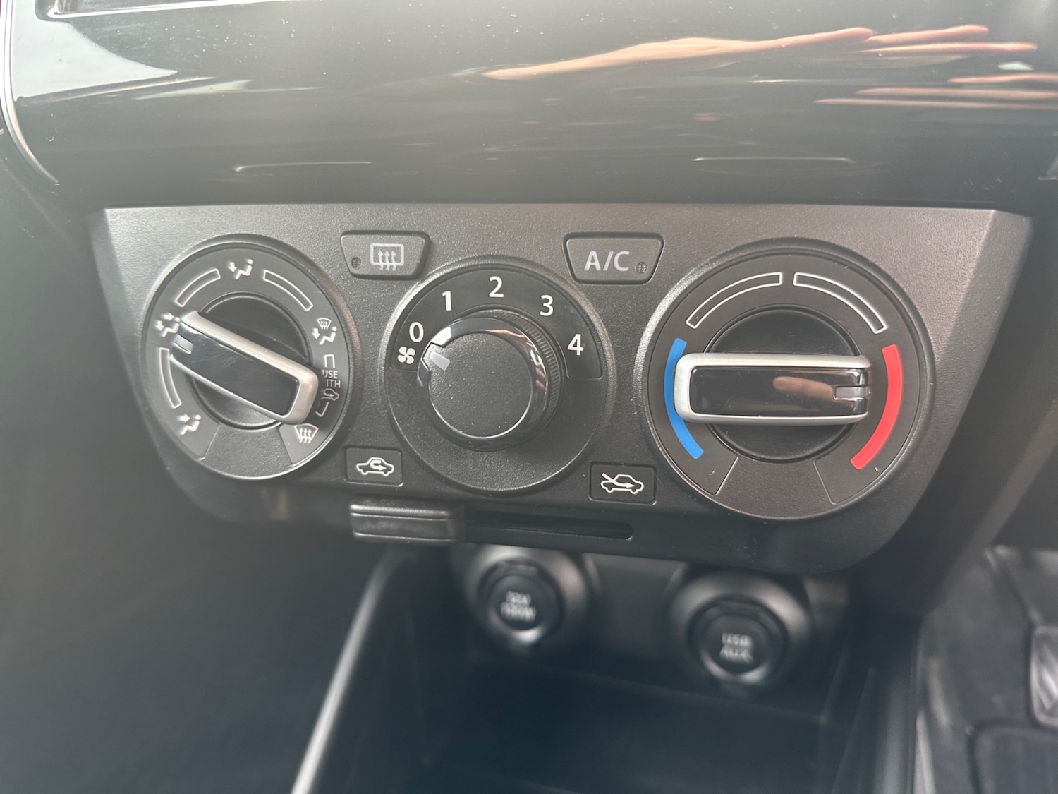 Used Suzuki Swift 2023 for sale - 76533787: Photo 25