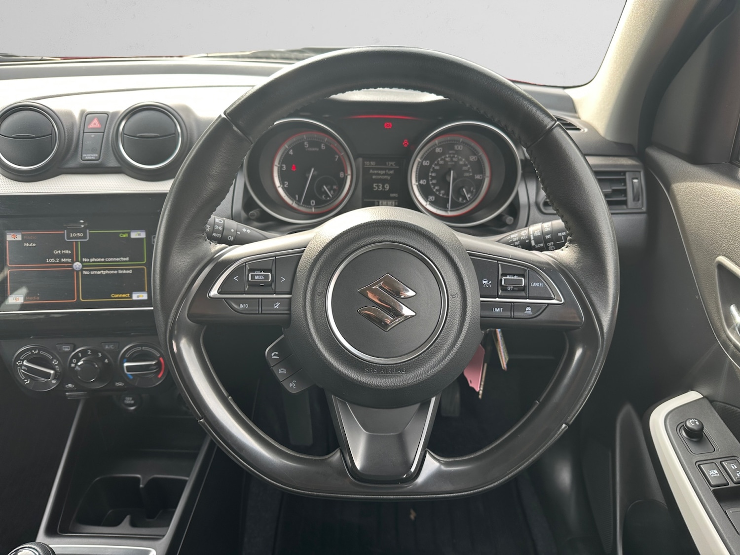 Used Suzuki Swift 2023 for sale - 76533787: Photo 9
