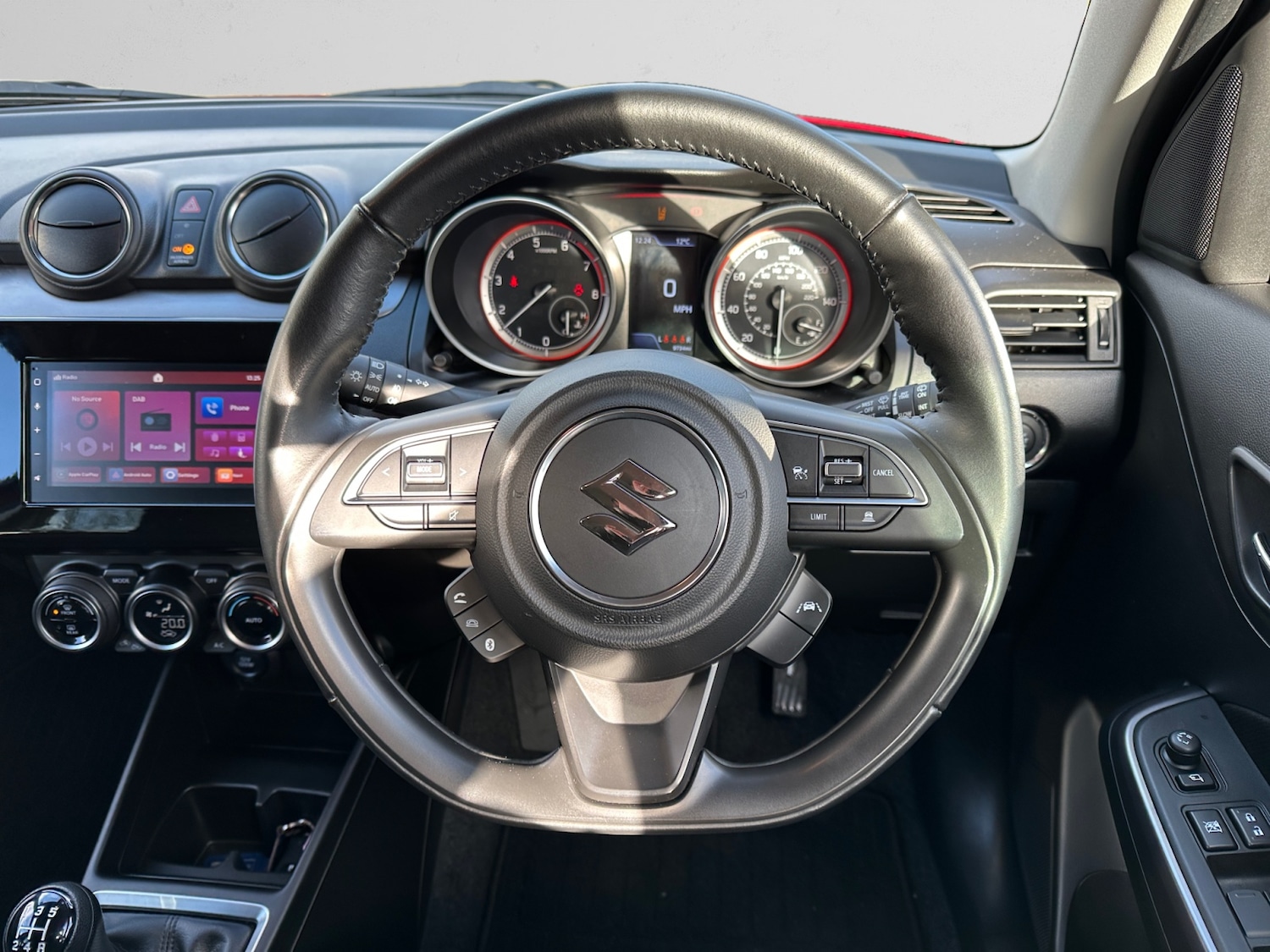 Used Suzuki Swift 2022 for sale - 77224953: Photo 9