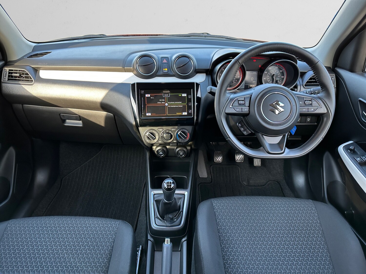 Used Suzuki Swift 2023 for sale - 77740078: Photo 7