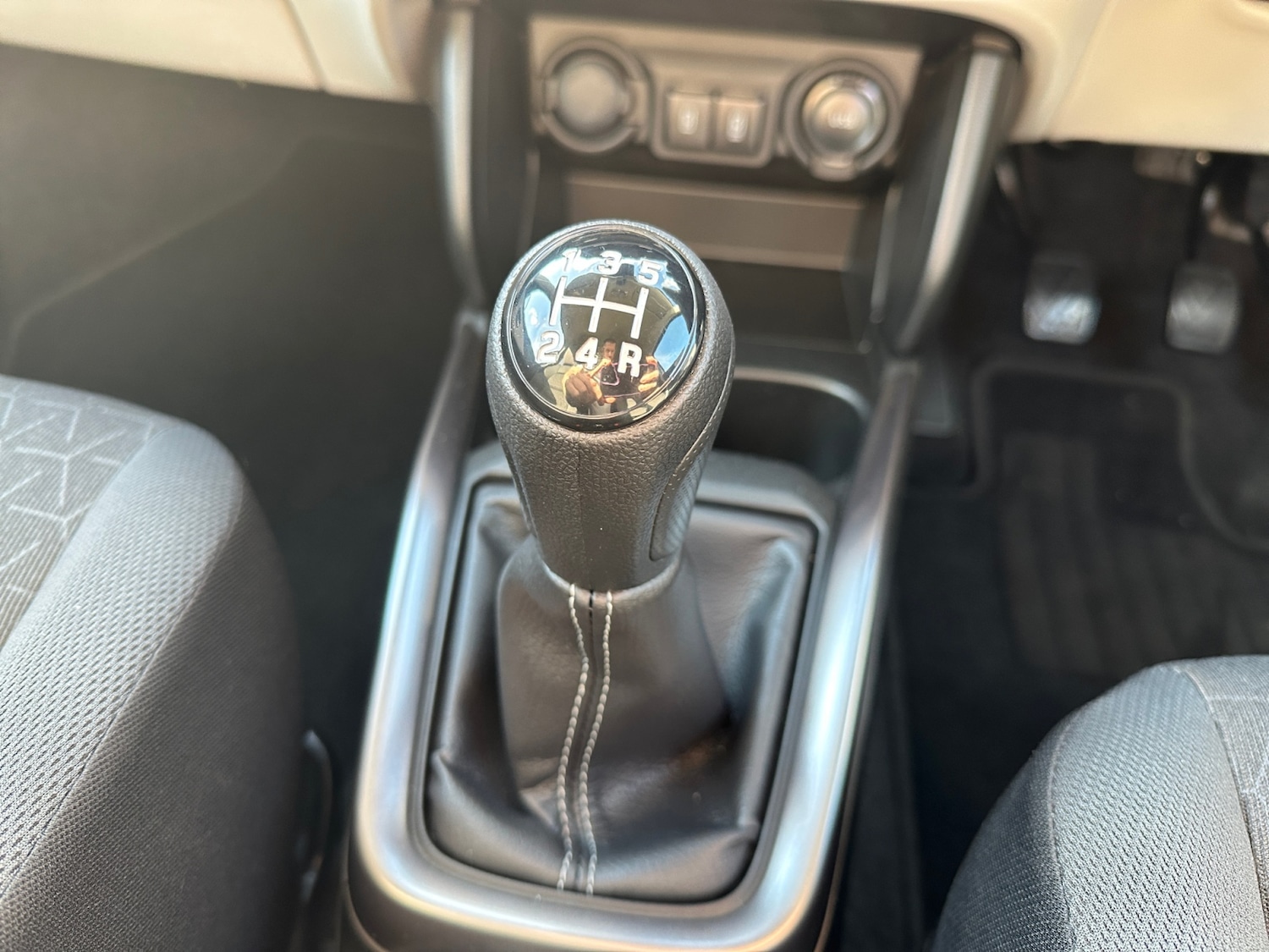 Used Suzuki Swift 2024 for sale - 76534008: Photo 10