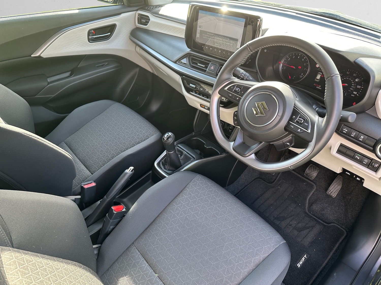 Used Suzuki Swift 2024 for sale - 76534008: Photo 14