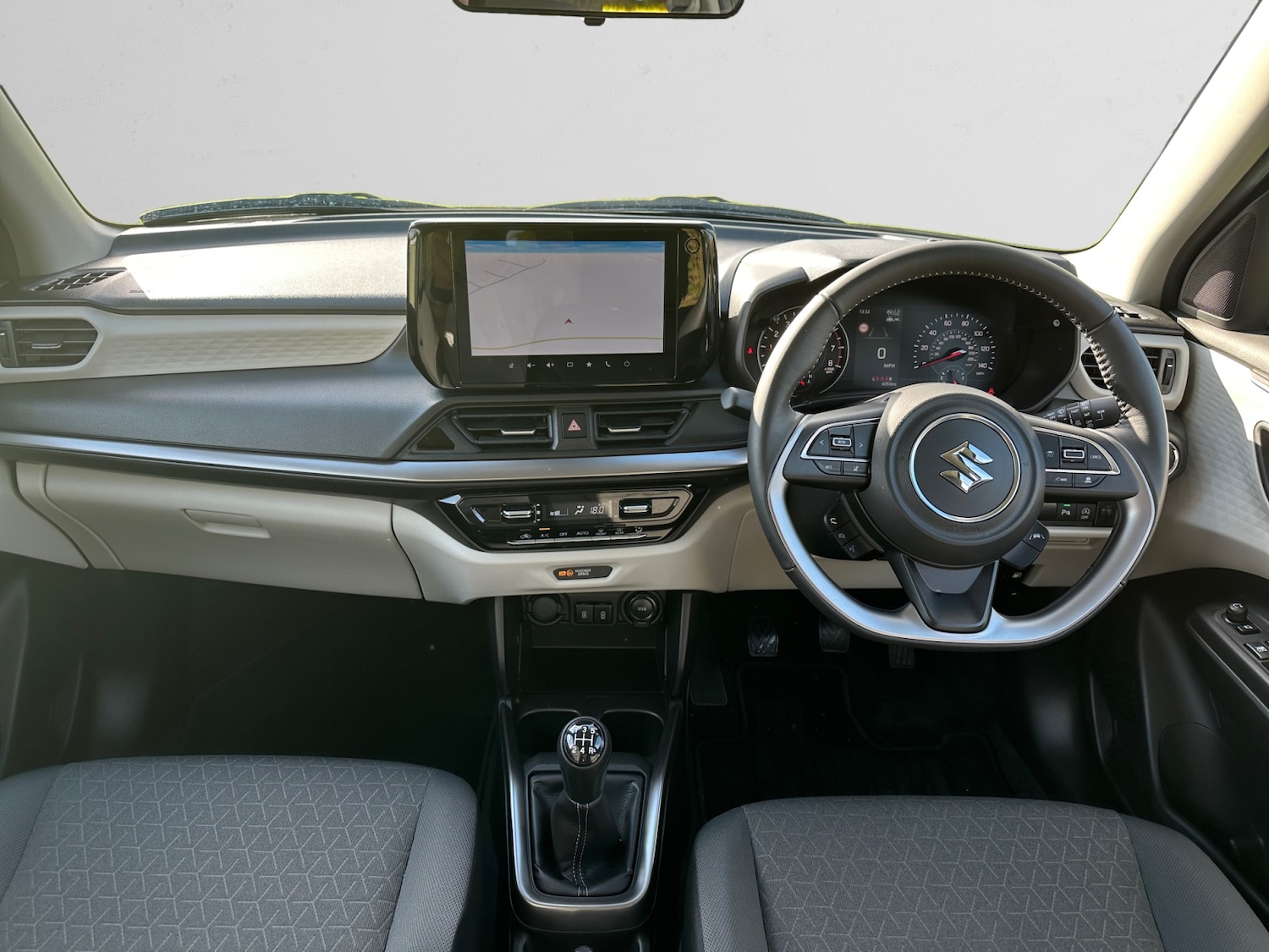 Used Suzuki Swift 2024 for sale - 76534008: Photo 7