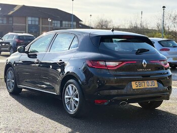 Used Renault Megane 2017 for sale - 78447853: Photo