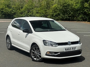 Used Volkswagen Polo 2015 for sale - 78892326: Photo