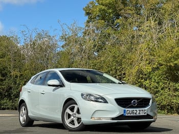 Used Volvo V40 2012 for sale - 79847864: Photo