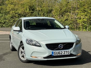 Used Volvo V40 2012 for sale - 79847864: Photo