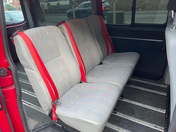 Used Volkswagen Transporter 2010 for sale - 76179325: Photo 31