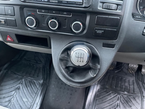 Used Volkswagen Transporter 2010 for sale - 76179325: Photo 44