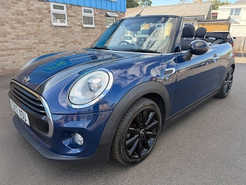 Used MINI Convertible 2017 for sale - 79453355: Photo