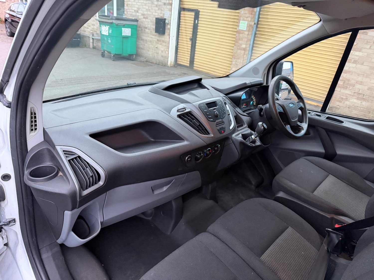 Used Ford Transit Custom 2017 for sale - 76522419: Photo 26