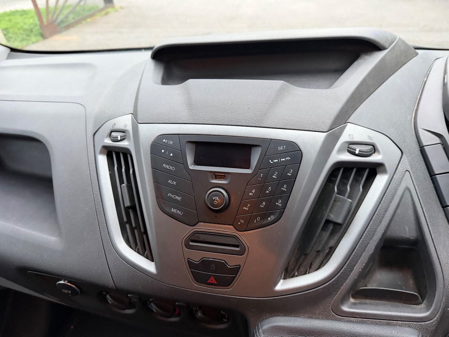 Used Ford Transit Custom 2017 for sale - 76522419: Photo 36