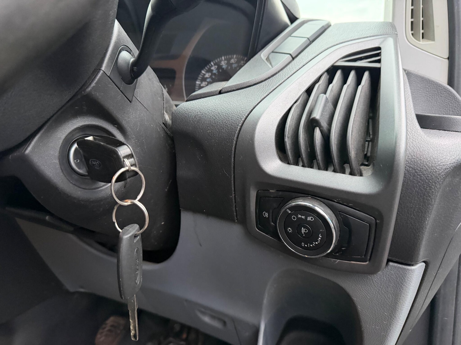 Used Ford Transit Custom 2017 for sale - 76522419: Photo 37