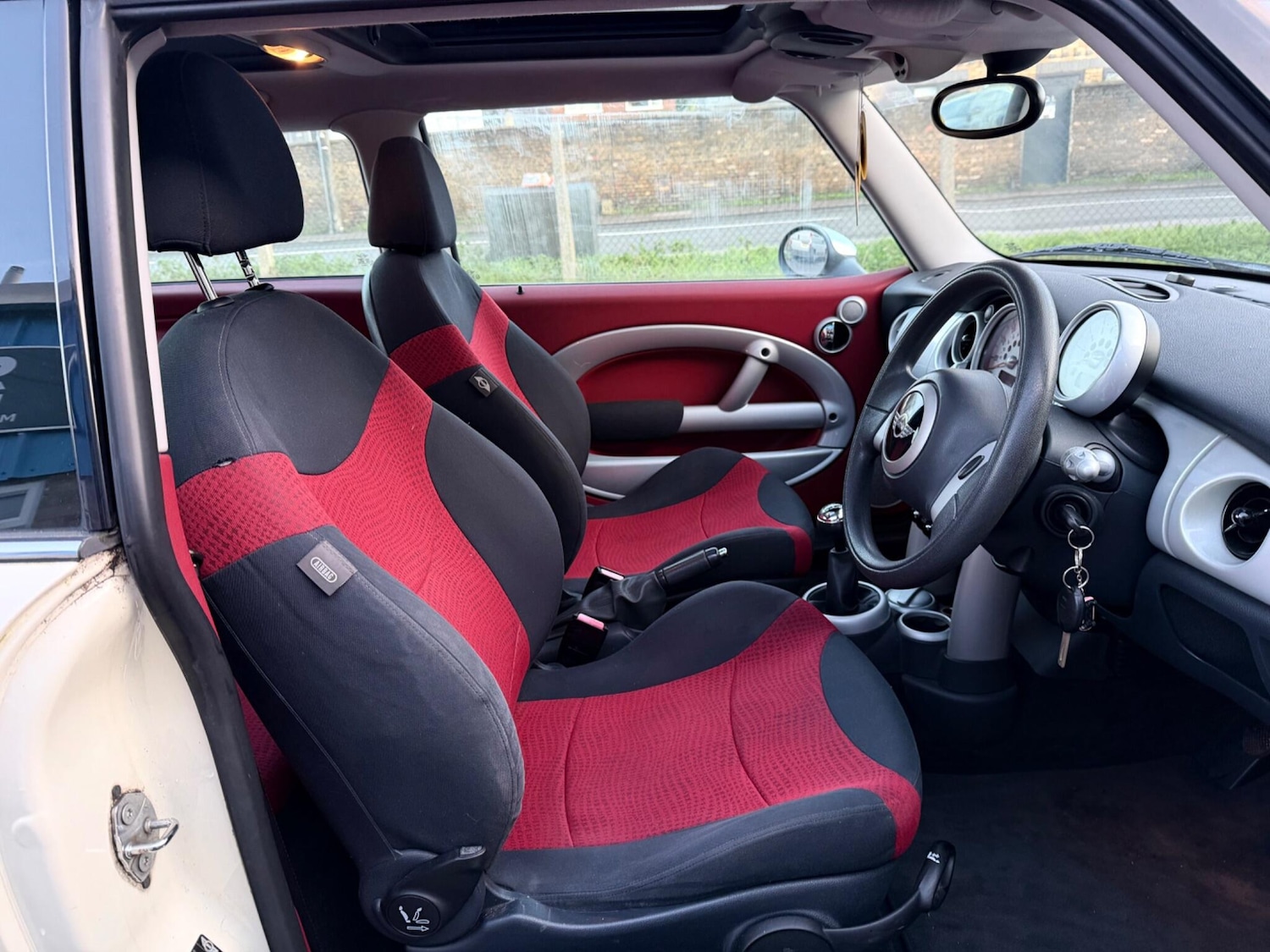 Used MINI Hatch for sale - 77242503: Photo 5