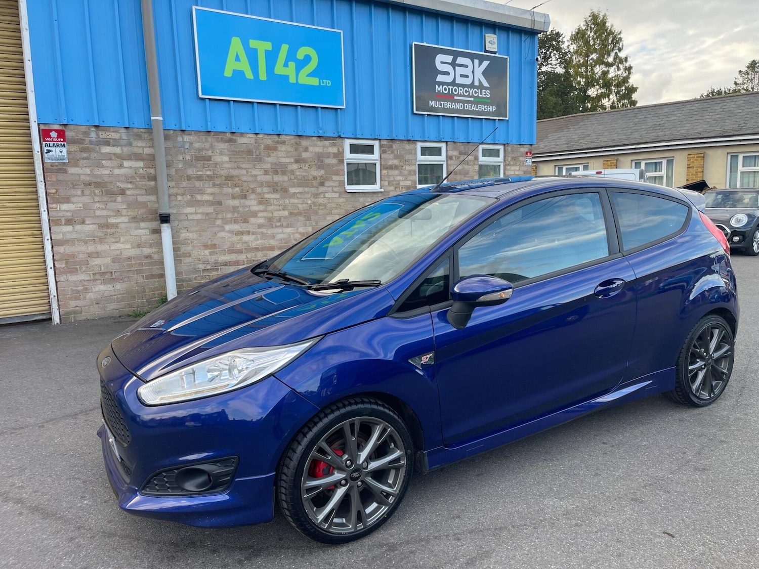 Used Ford Fiesta 2017 for sale - 76099336: Photo 1
