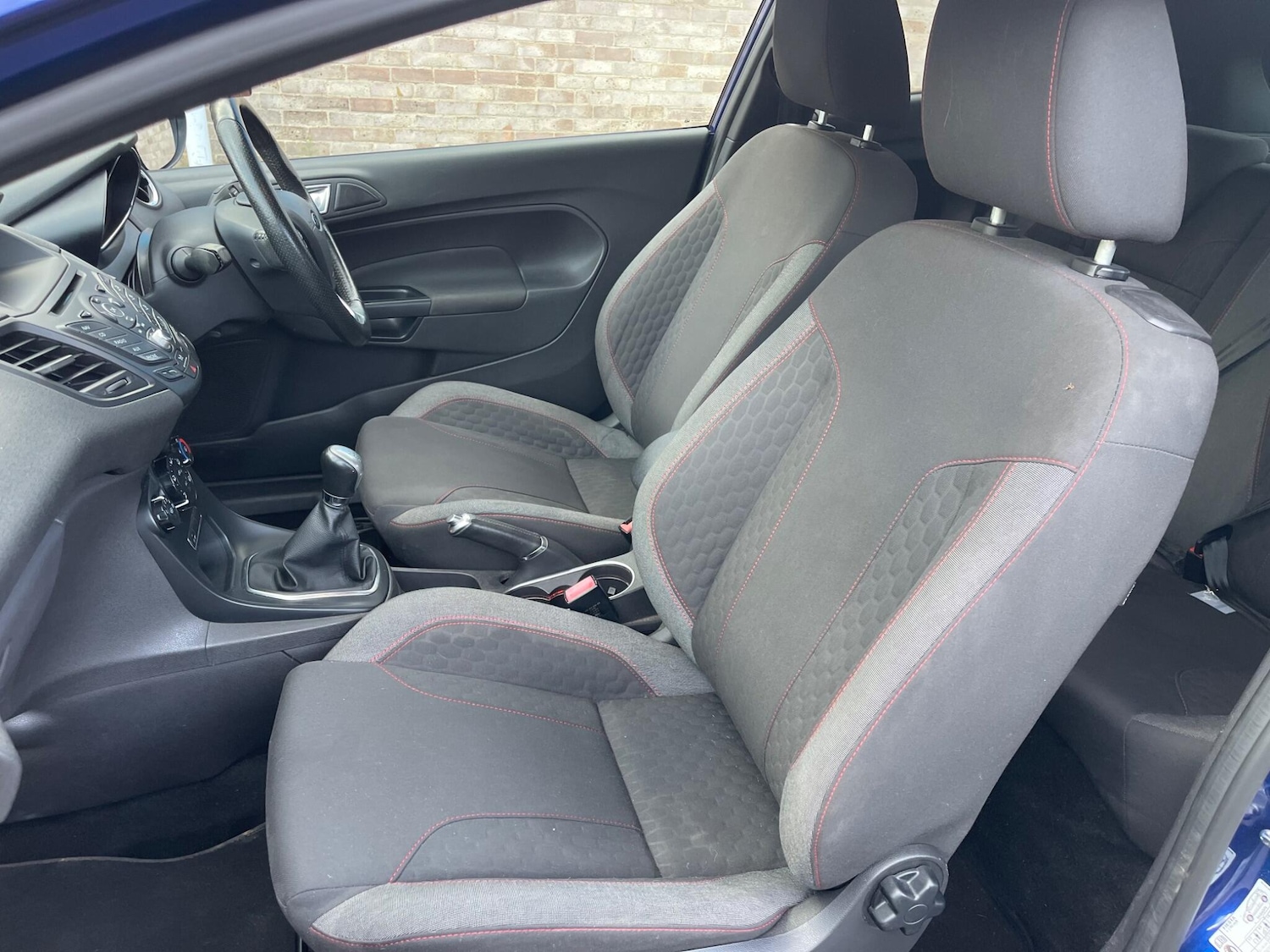 Used Ford Fiesta 2017 for sale - 76099336: Photo 26