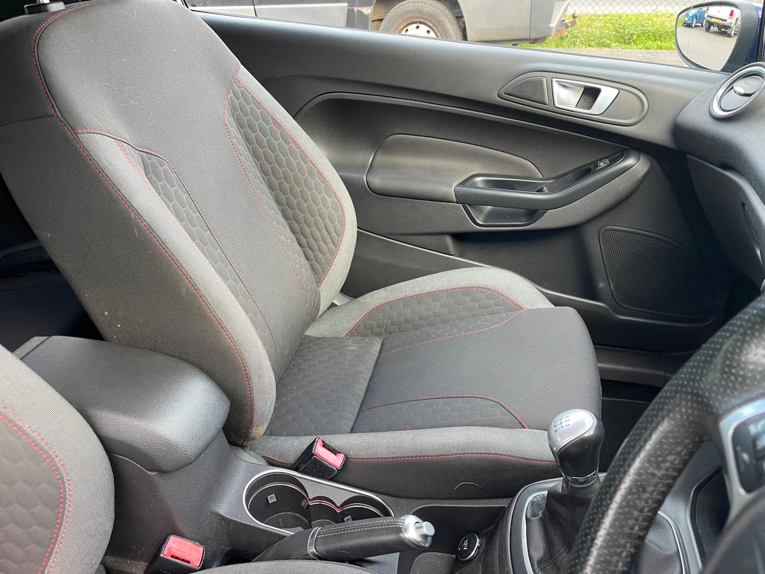 Used Ford Fiesta 2017 for sale - 76099336: Photo 32