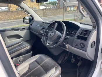 Used Volkswagen Transporter 2011 for sale - 75464097: Photo