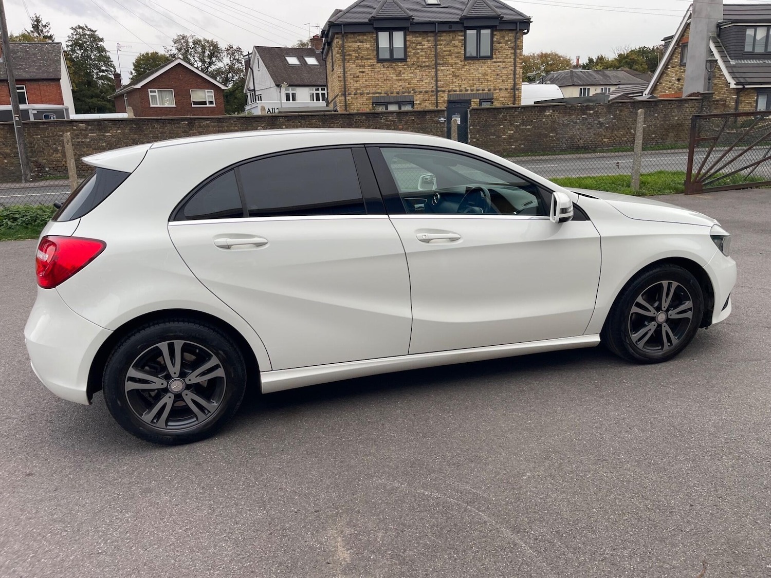 Used Mercedes-Benz A-Class 2015 for sale - 76348888: Photo 15