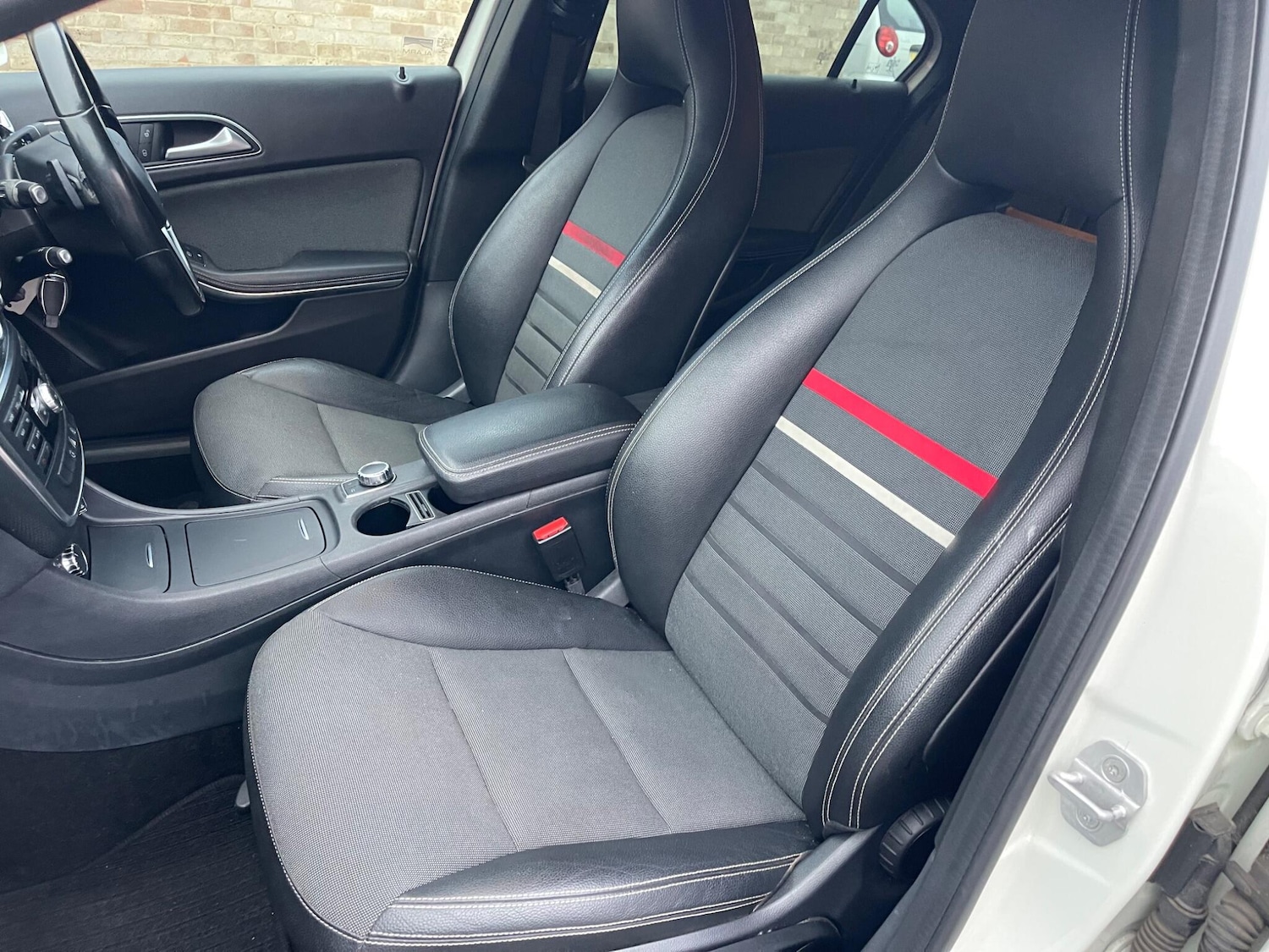 Used Mercedes-Benz A-Class 2015 for sale - 76348888: Photo 22