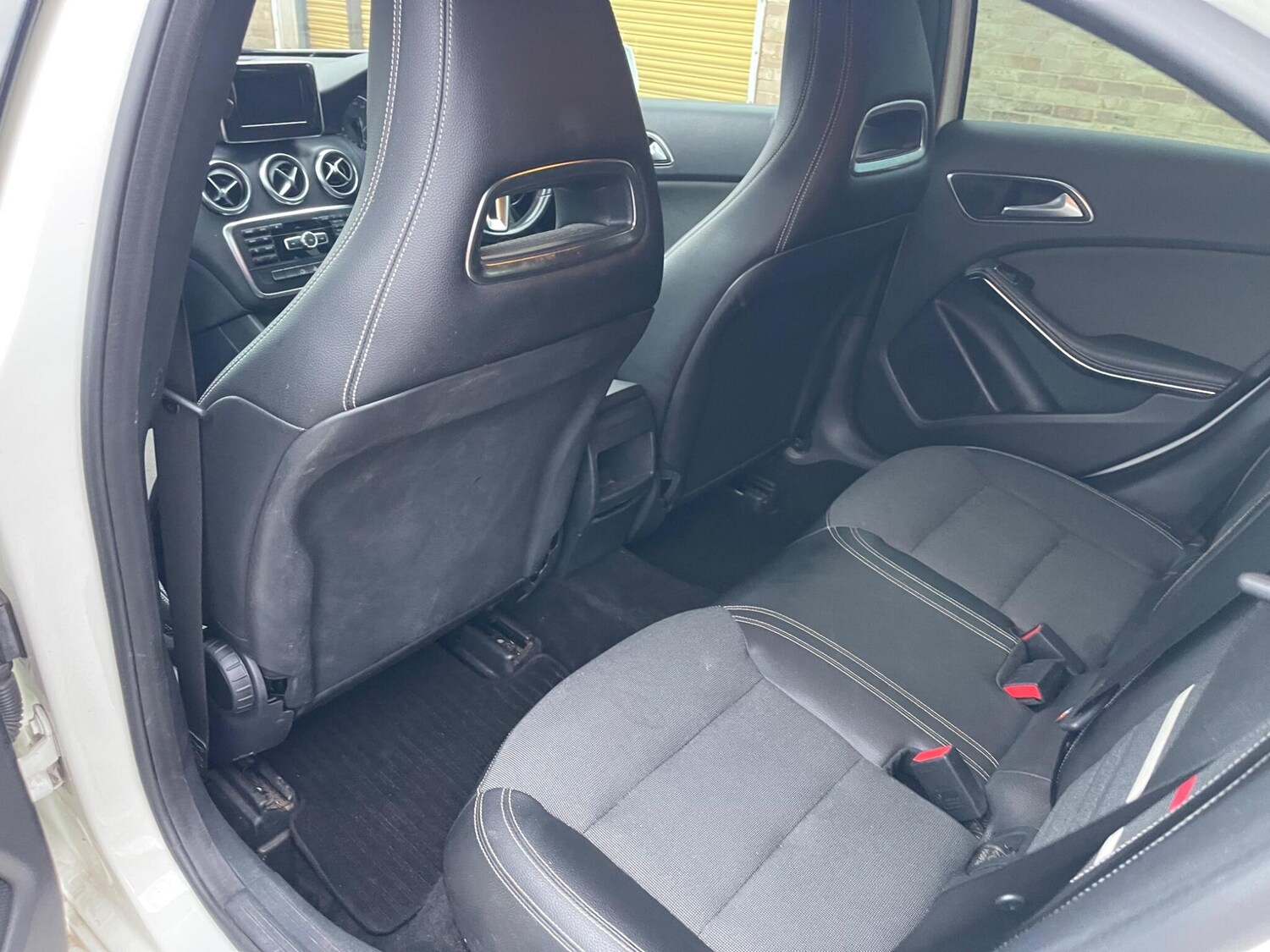 Used Mercedes-Benz A-Class 2015 for sale - 76348888: Photo 23