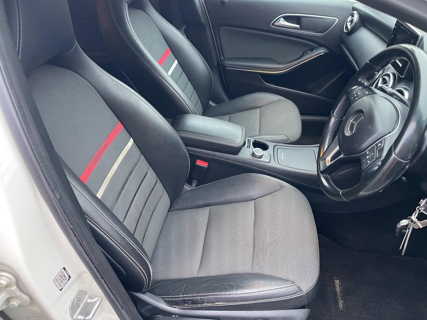 Used Mercedes-Benz A-Class 2015 for sale - 76348888: Photo 26