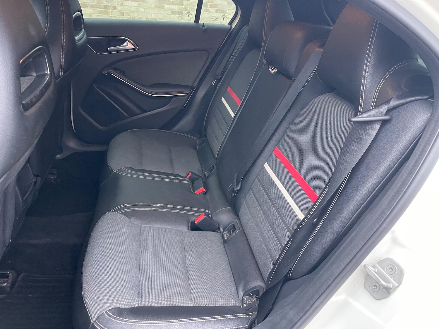 Used Mercedes-Benz A-Class 2015 for sale - 76348888: Photo 6