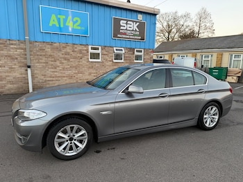 (60) - 3.0 528i SE Steptronic Euro 5 4dr