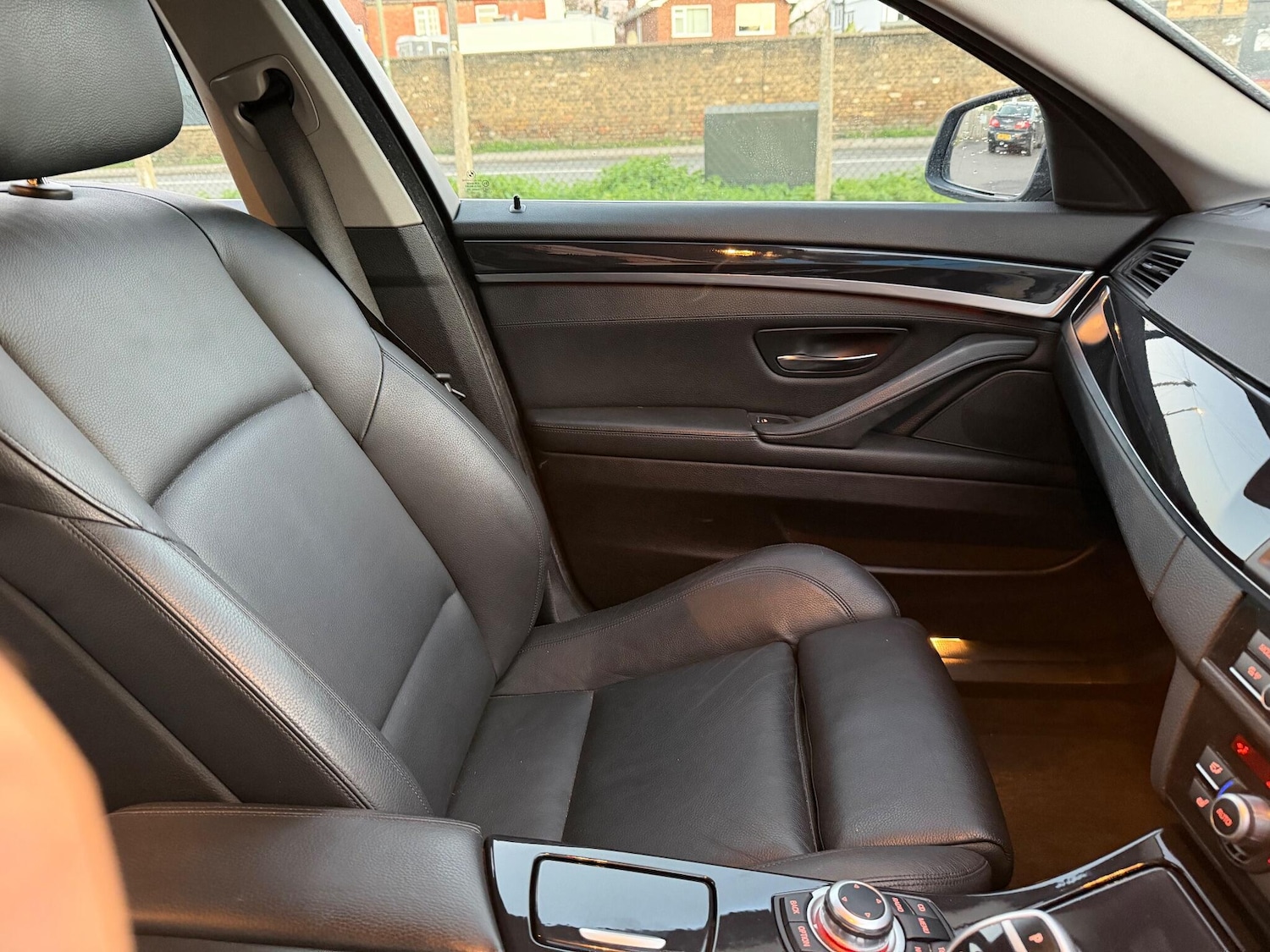 Used BMW 5 Series 2010 for sale - 76913620: Photo 31