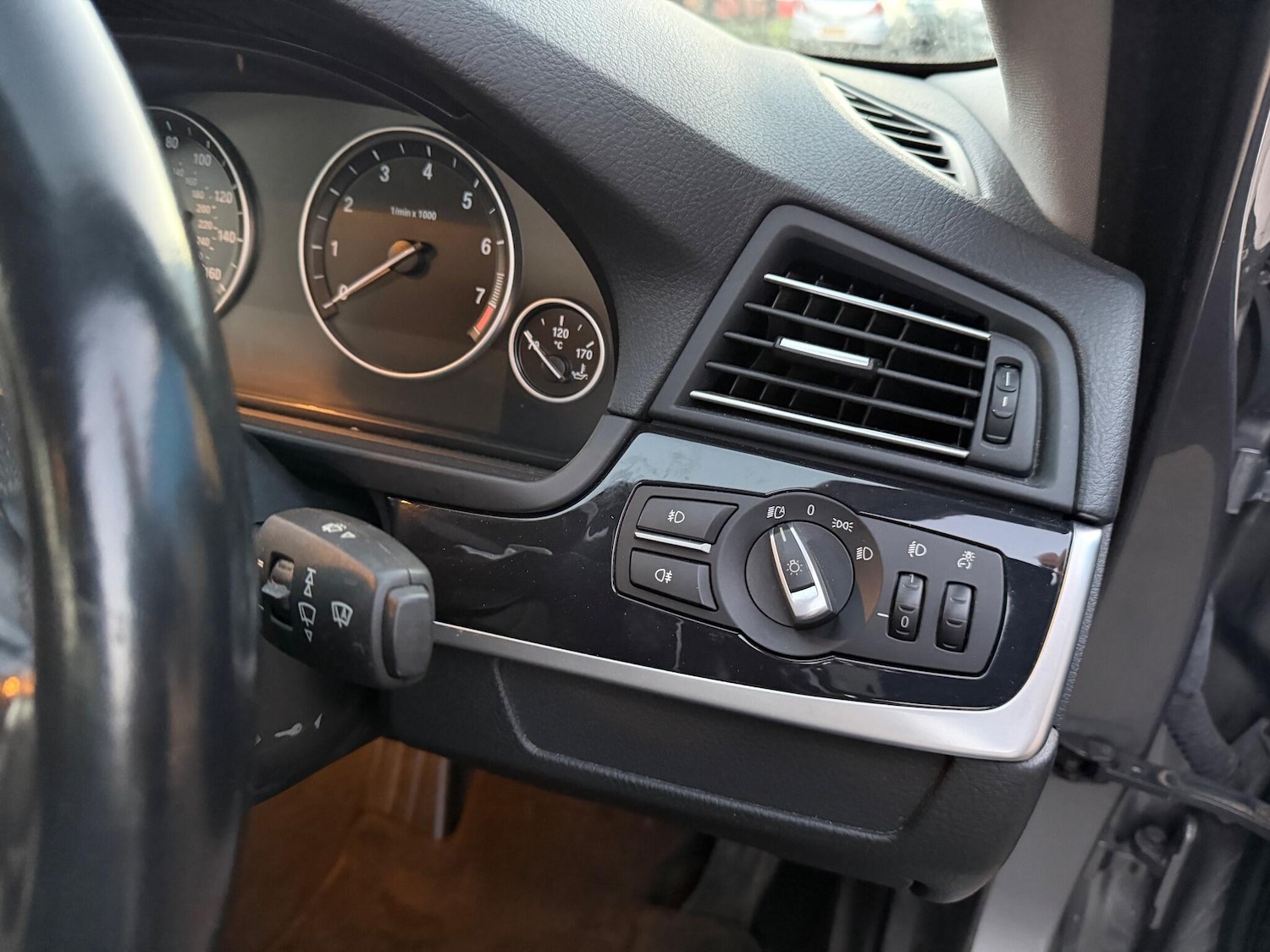 Used BMW 5 Series 2010 for sale - 76913620: Photo 40