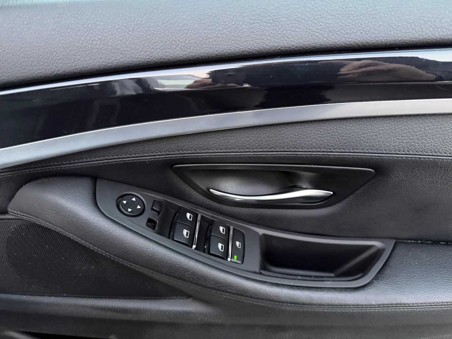 Used BMW 5 Series 2010 for sale - 76913620: Photo 43