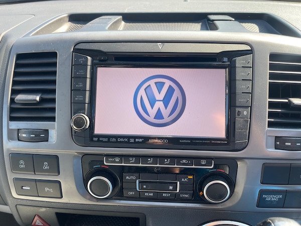 Used Volkswagen Caravelle 2013 for sale - 75614399: Photo 44