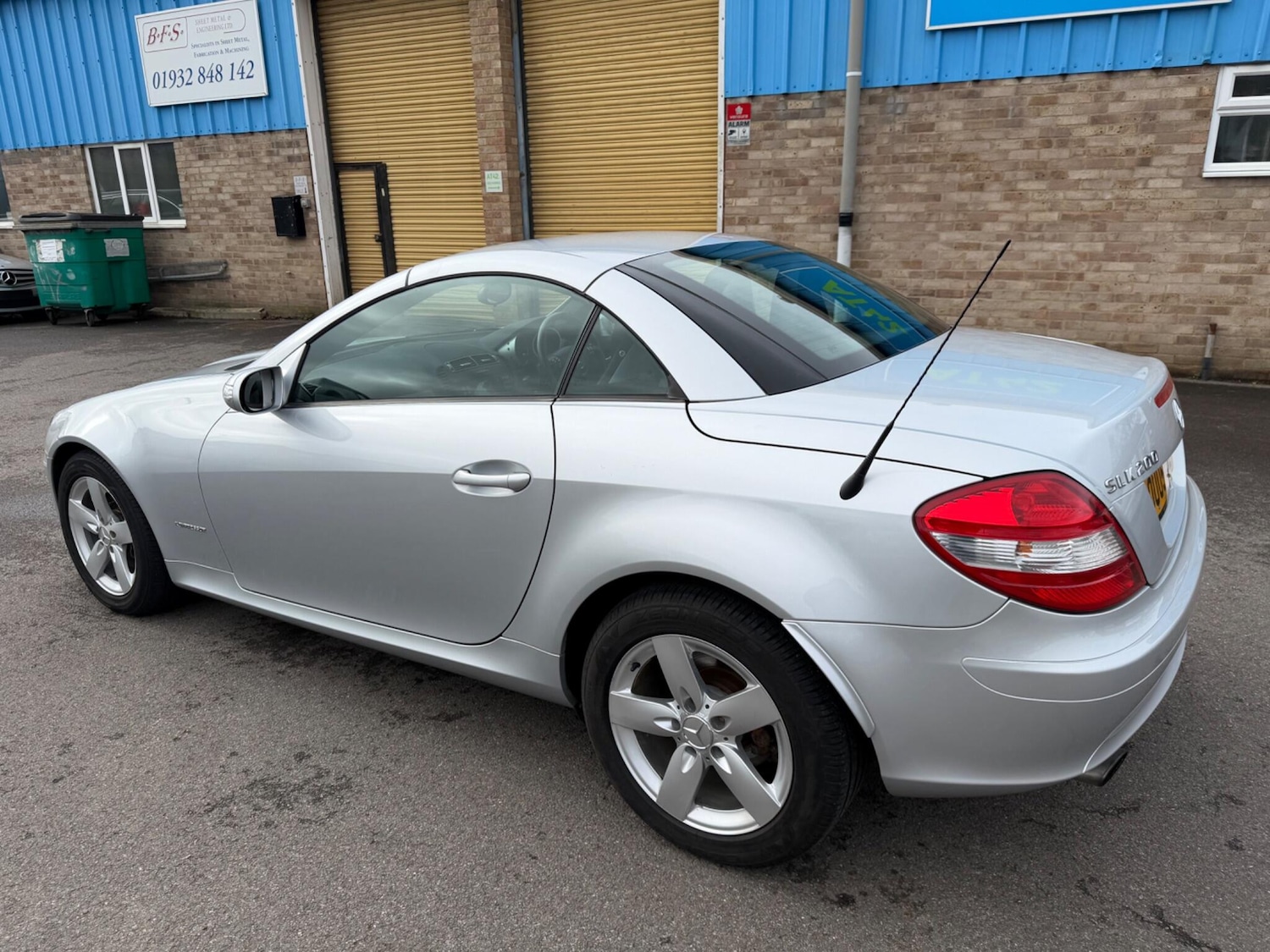 Used Mercedes-Benz SLK 2005 for sale - 77637695: Photo 14