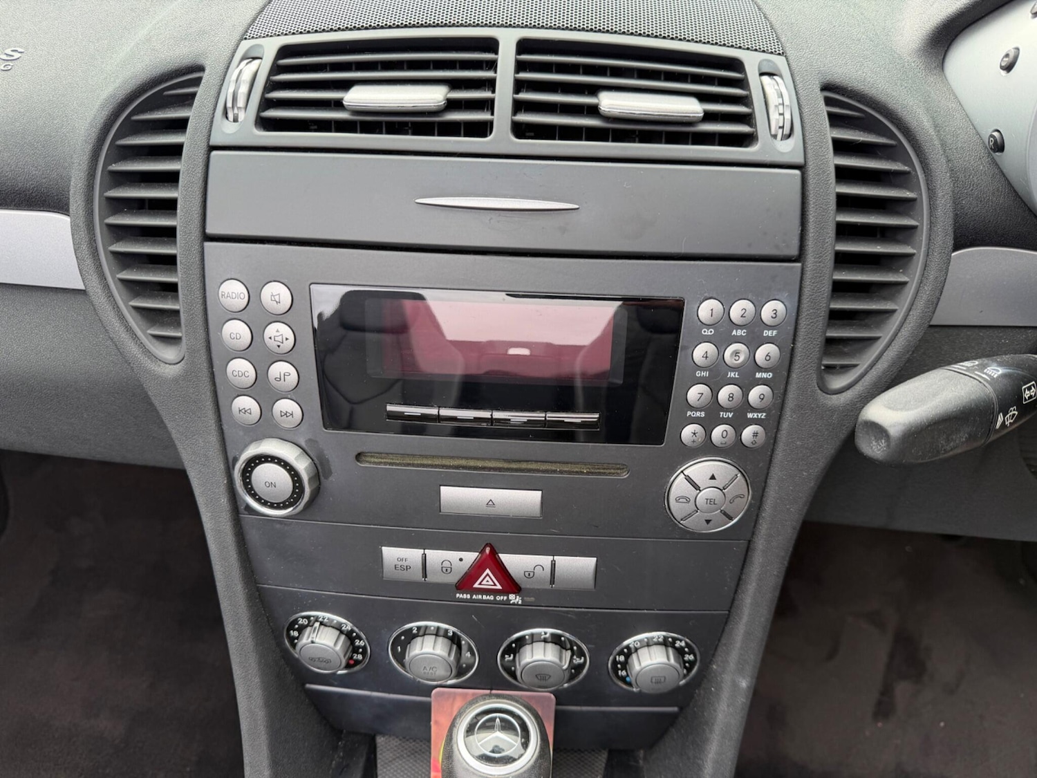 Used Mercedes-Benz SLK 2005 for sale - 77637695: Photo 40