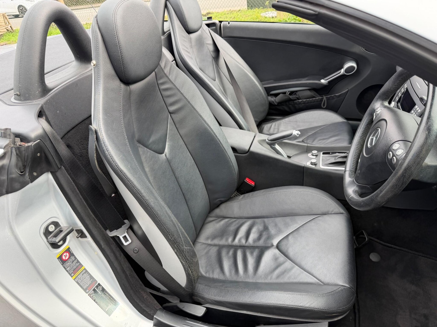 Used Mercedes-Benz SLK 2005 for sale - 77637695: Photo 5