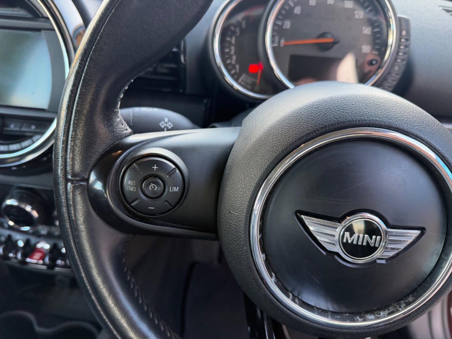Used MINI Clubman 2017 for sale - 77704694: Photo 33