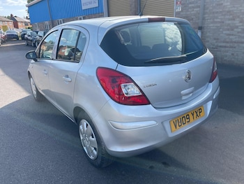 Used Vauxhall Corsa 2009 for sale - 75539927: Photo