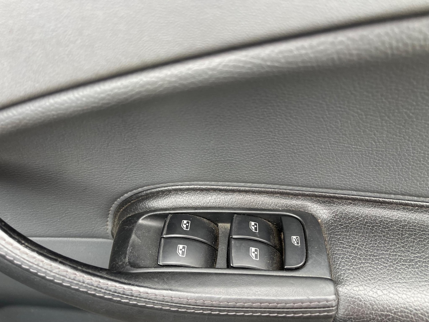 Used Saab 9-3 2006 for sale - 76660361: Photo 48