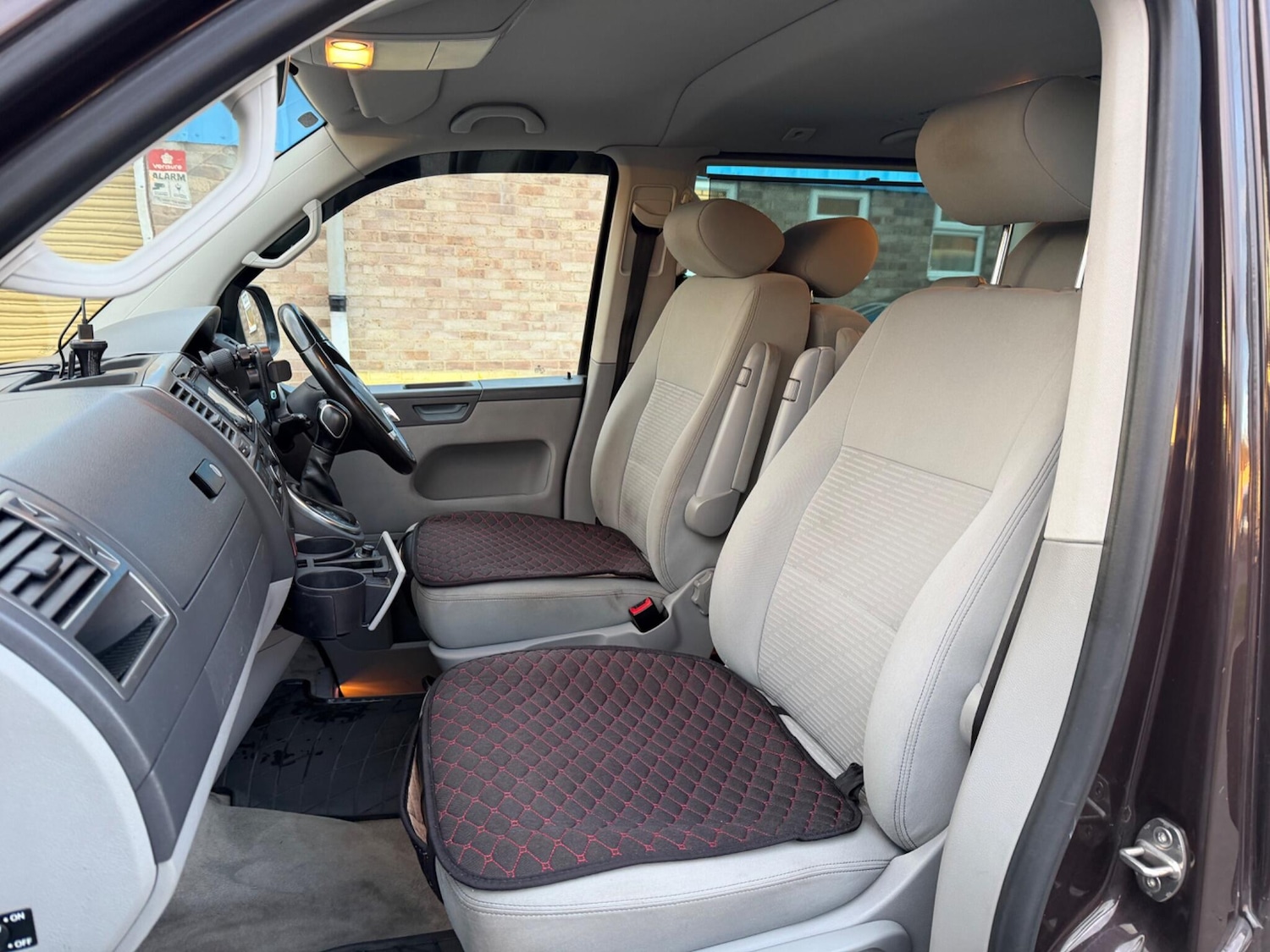 Used Volkswagen Caravelle 2013 for sale - 77440739: Photo 25