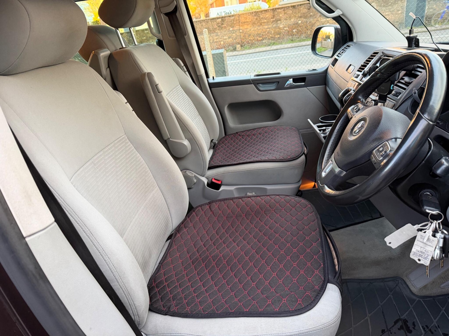 Used Volkswagen Caravelle 2013 for sale - 77440739: Photo 36