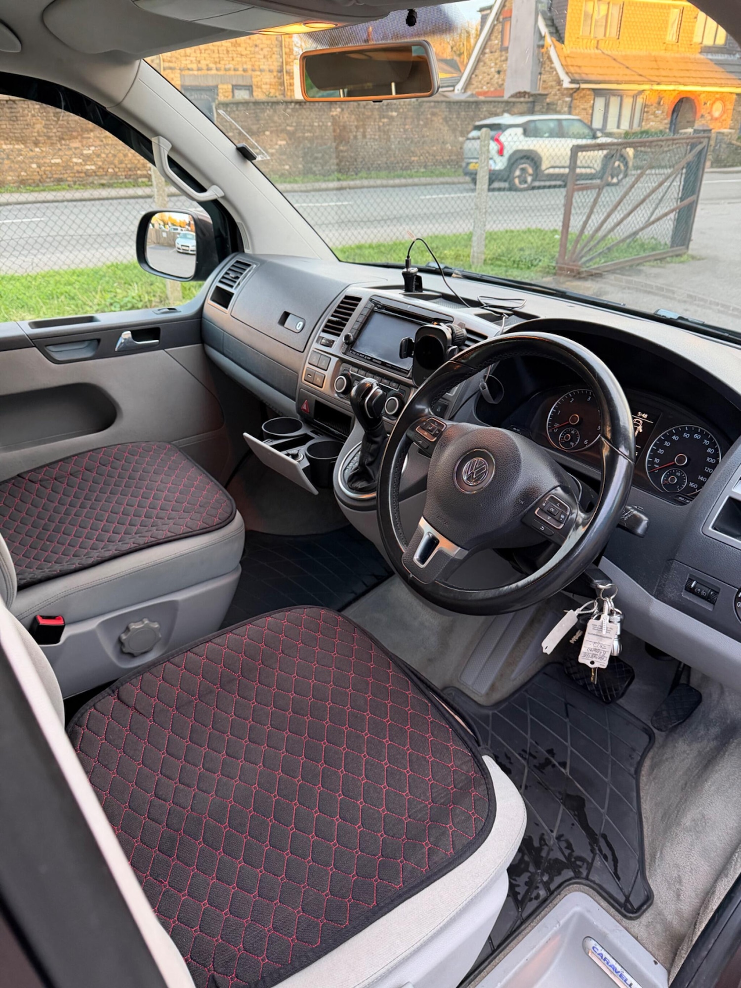 Used Volkswagen Caravelle 2013 for sale - 77440739: Photo 38