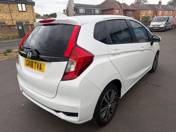 Used Honda Jazz 2018 for sale - 79609032: Photo