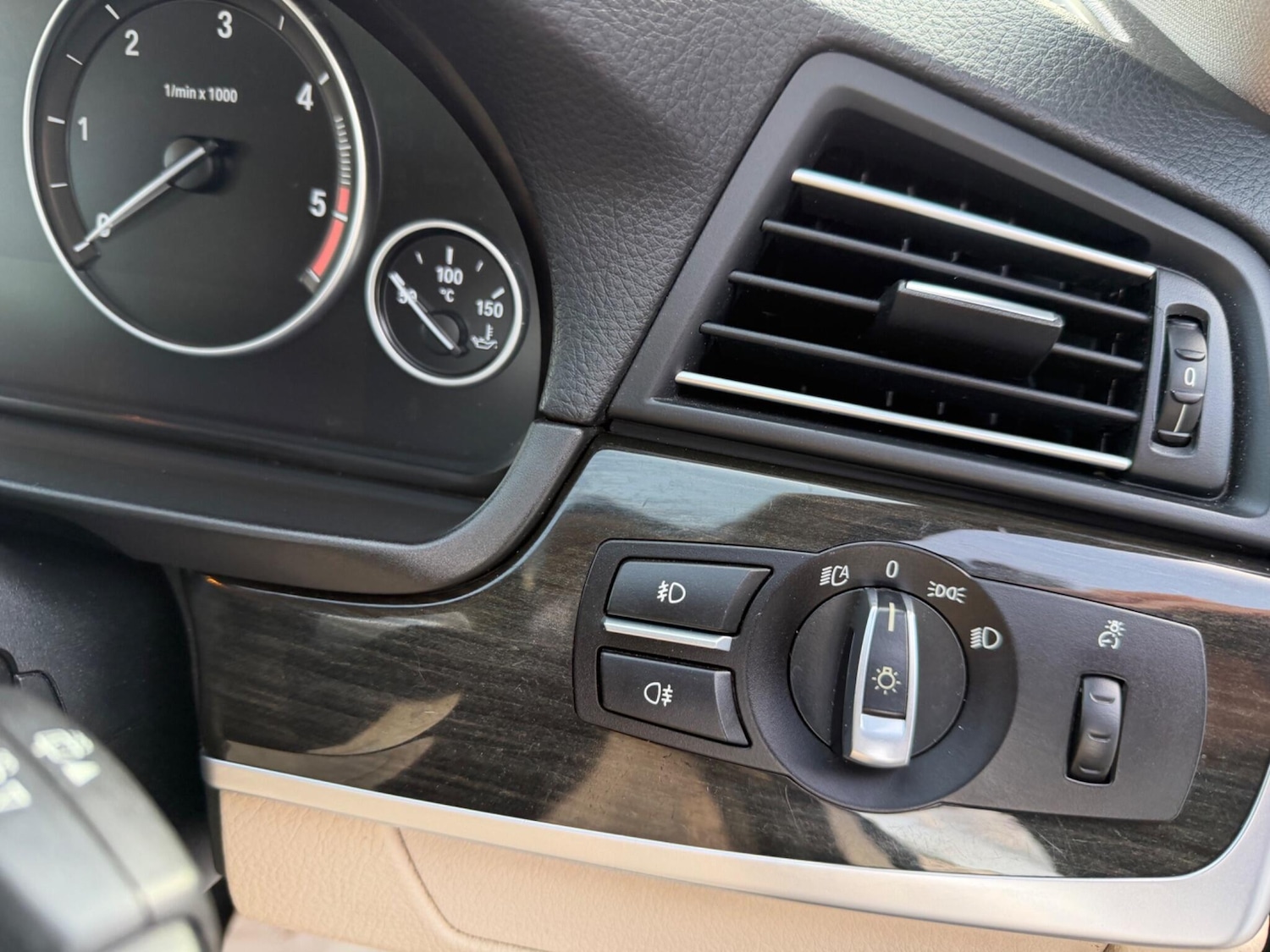 Used BMW 5 Series 2011 for sale - 77574231: Photo 34