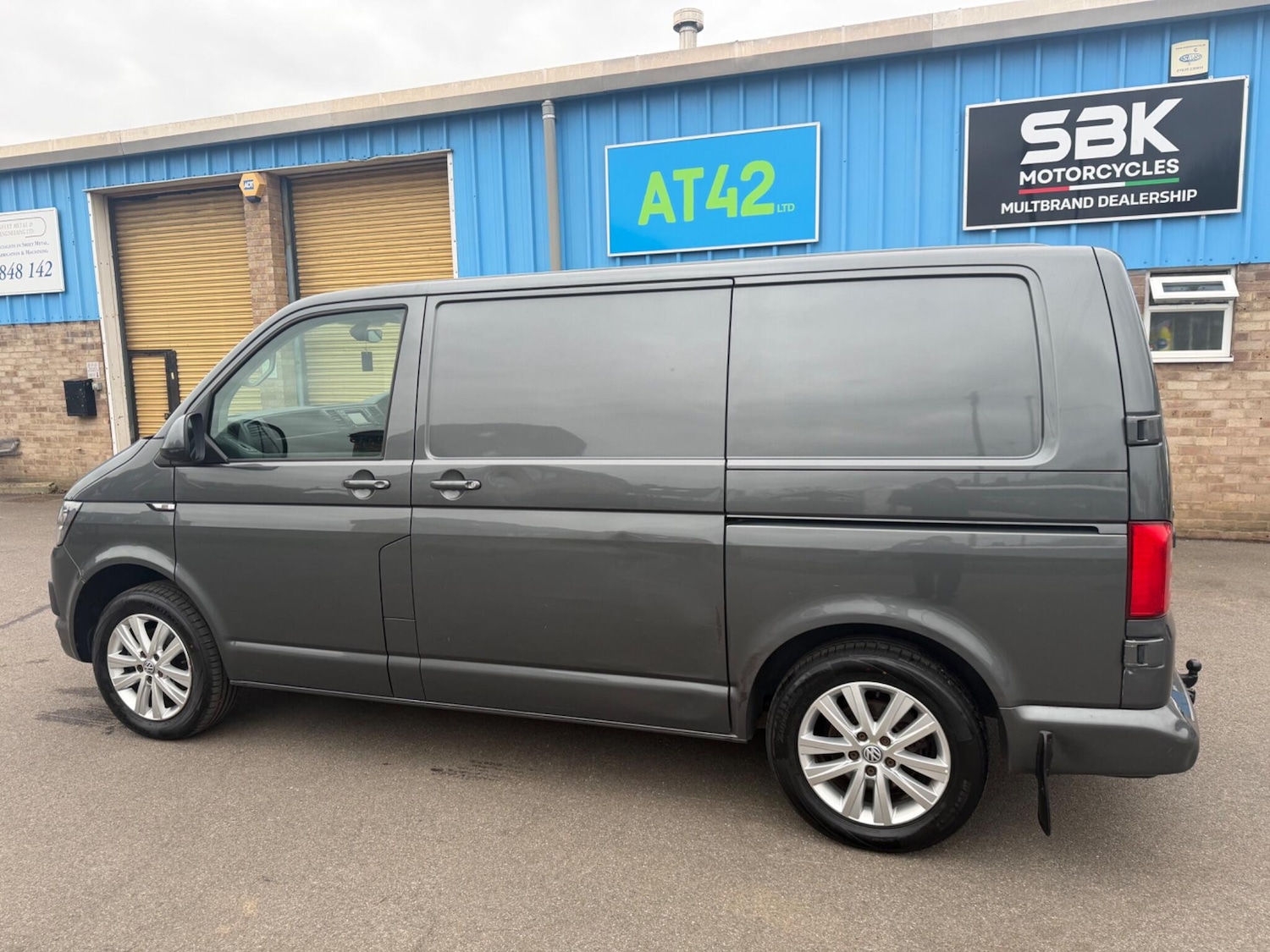 Used Volkswagen Transporter 2016 for sale - 77645912: Photo 11