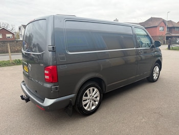 Used Volkswagen Transporter 2016 for sale - 77645912: Photo