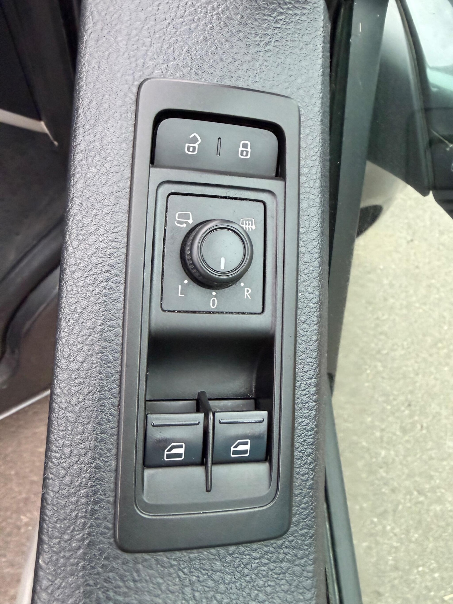 Used Volkswagen Transporter 2016 for sale - 77645912: Photo 39