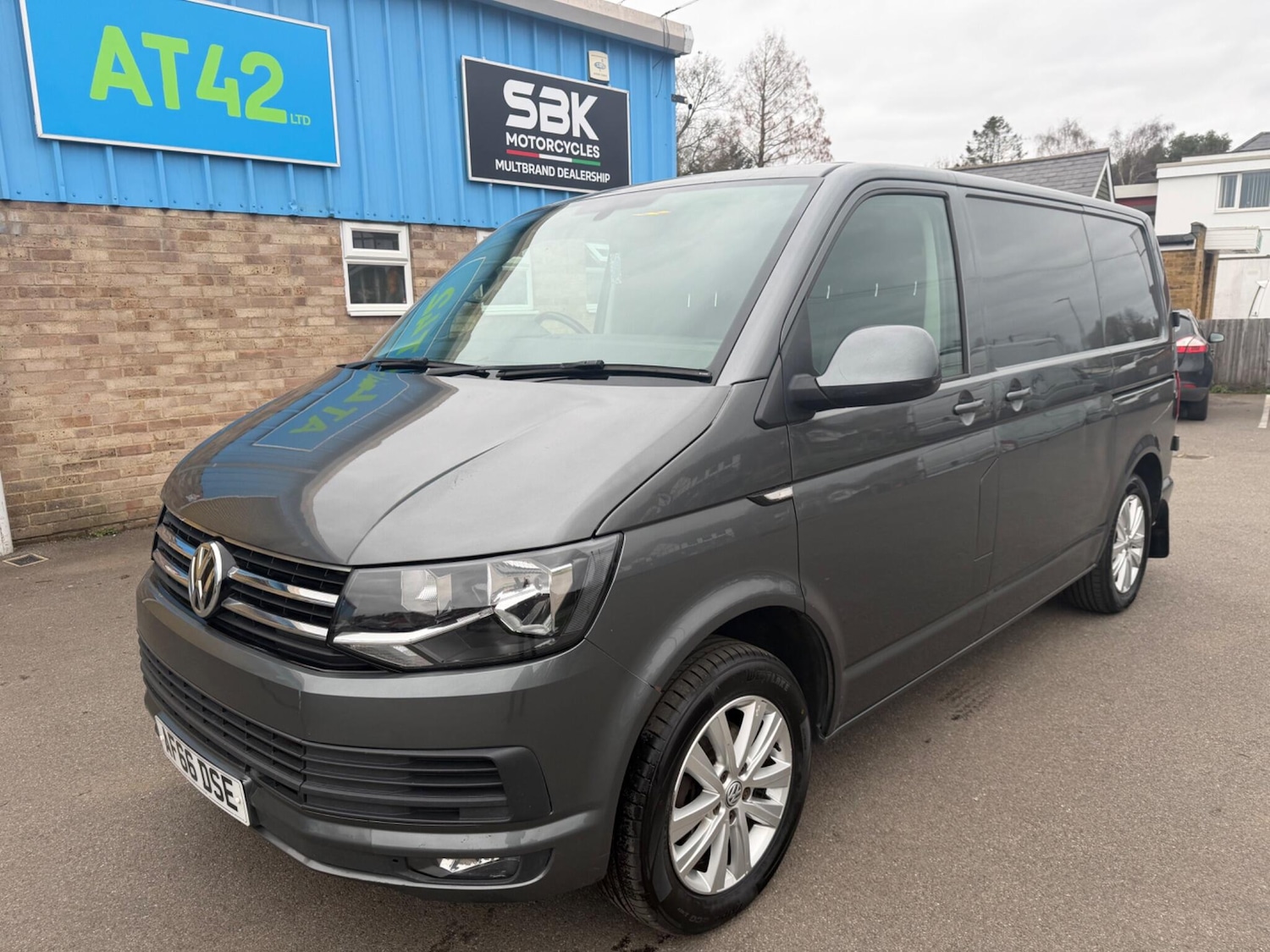 Used Volkswagen Transporter 2016 for sale - 77645912: Photo 8