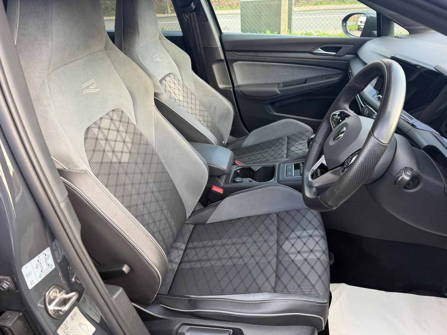 Used Volkswagen Golf 2021 for sale - 77564862: Photo 28