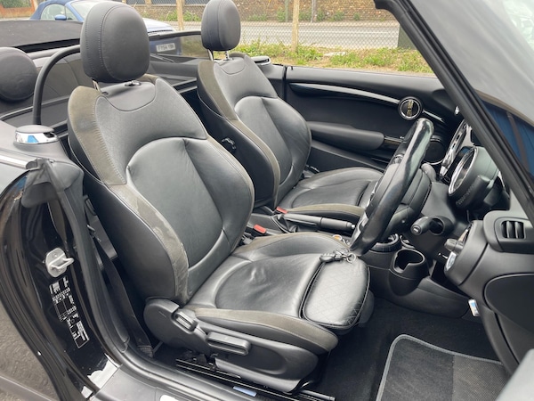 Used MINI Convertible 2016 for sale - 75609041: Photo 5
